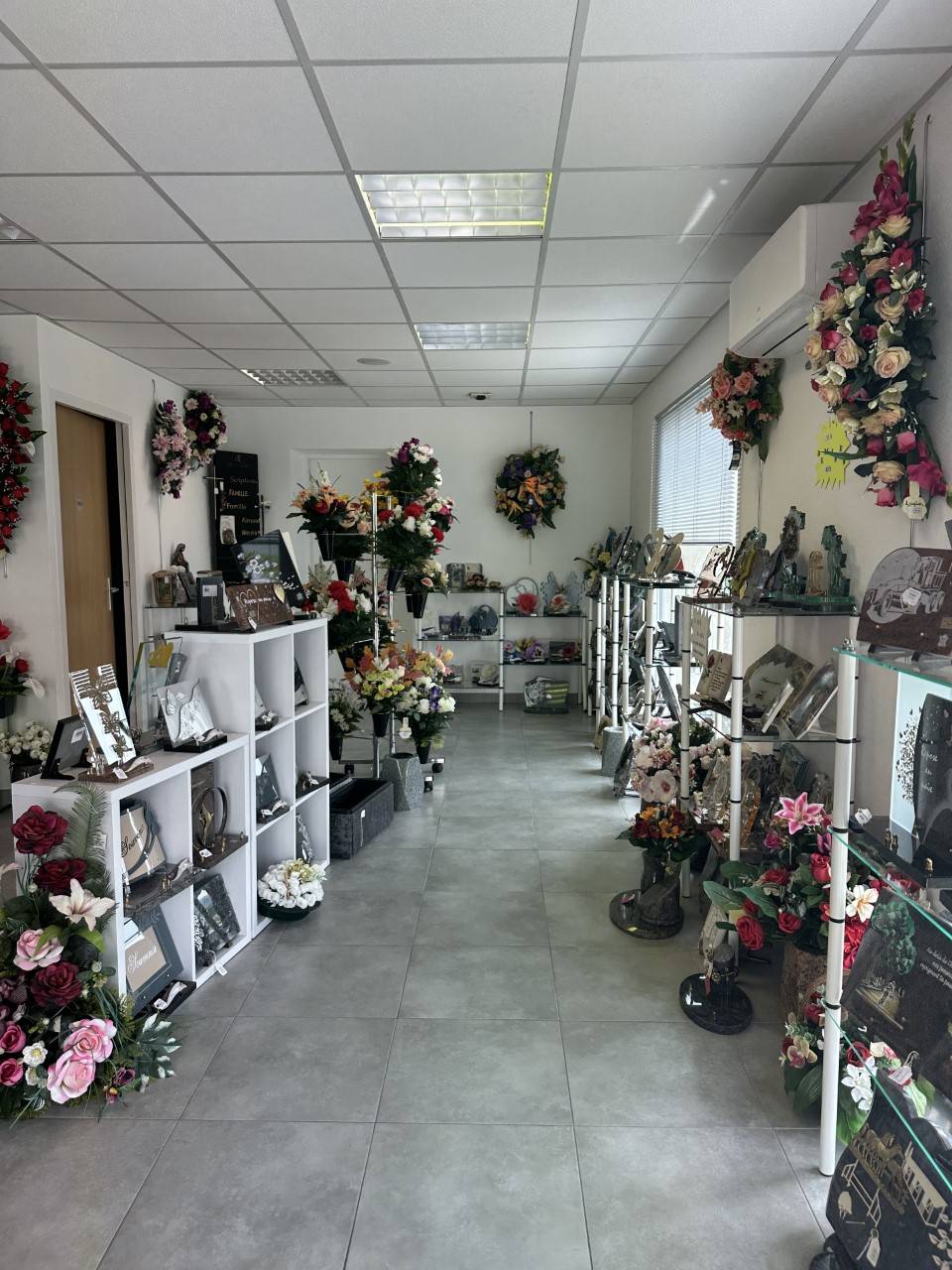 hall 1